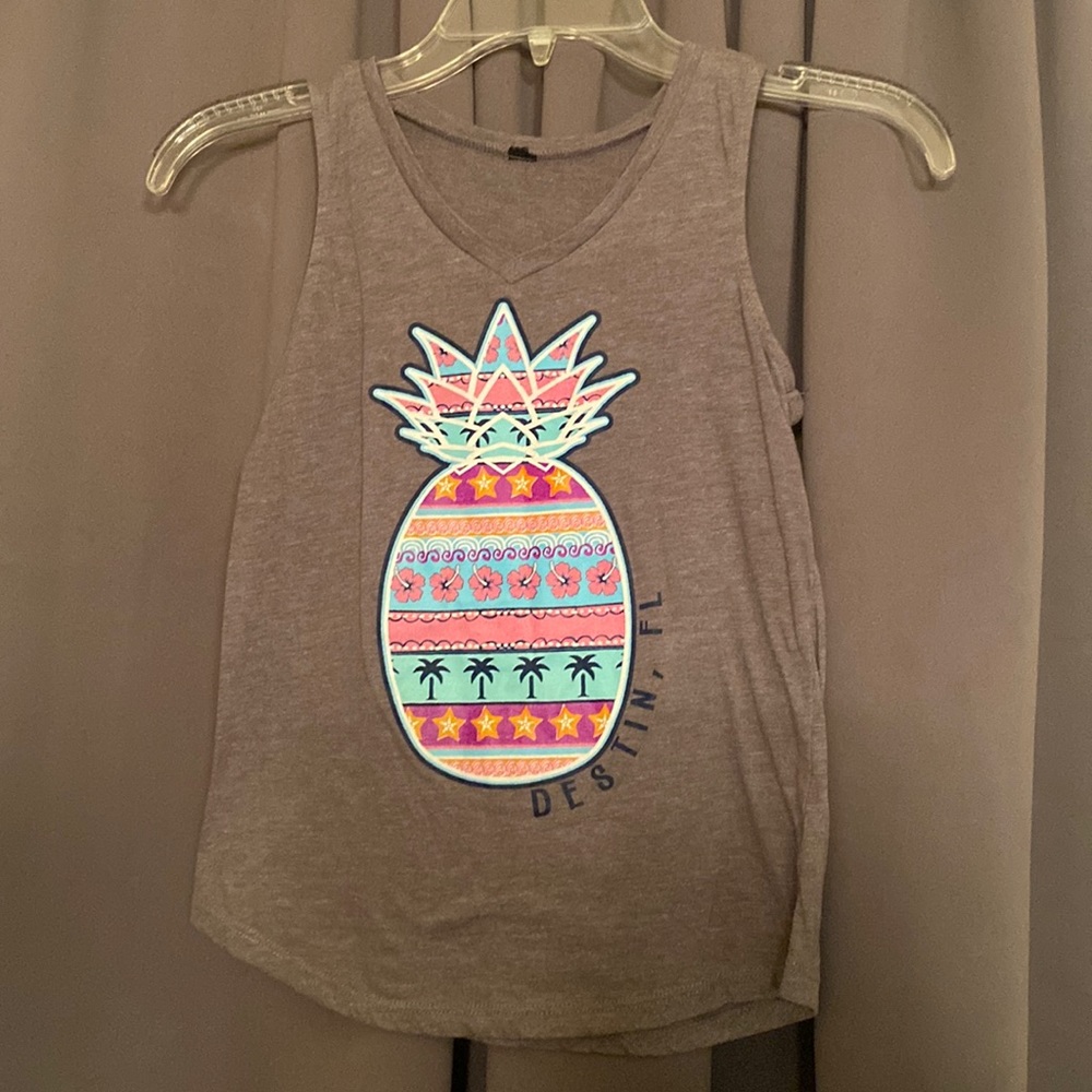 Pineapple 🍍 beach tank 🌴
